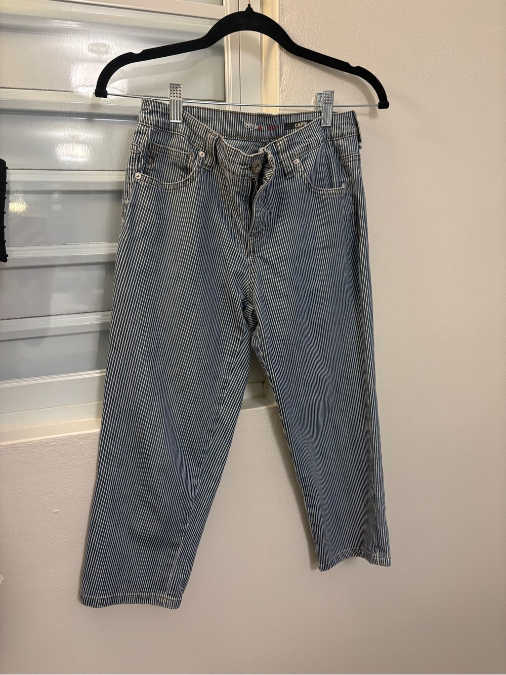 Style & Co. Y2K Blue and White Pinstripe Straight-Leg capris